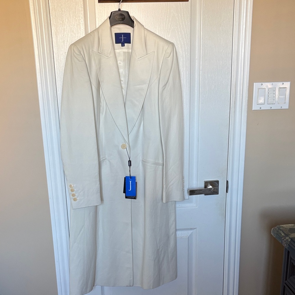 Sophisticated Cream Women's Jaket Coat